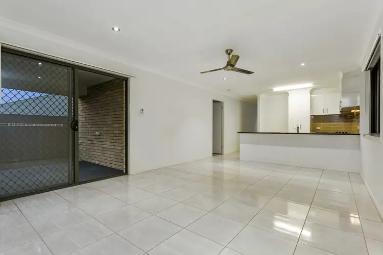 39 Oakmoss Dr