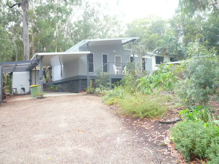 3 Morwong St, Macleay Island QLD 4184