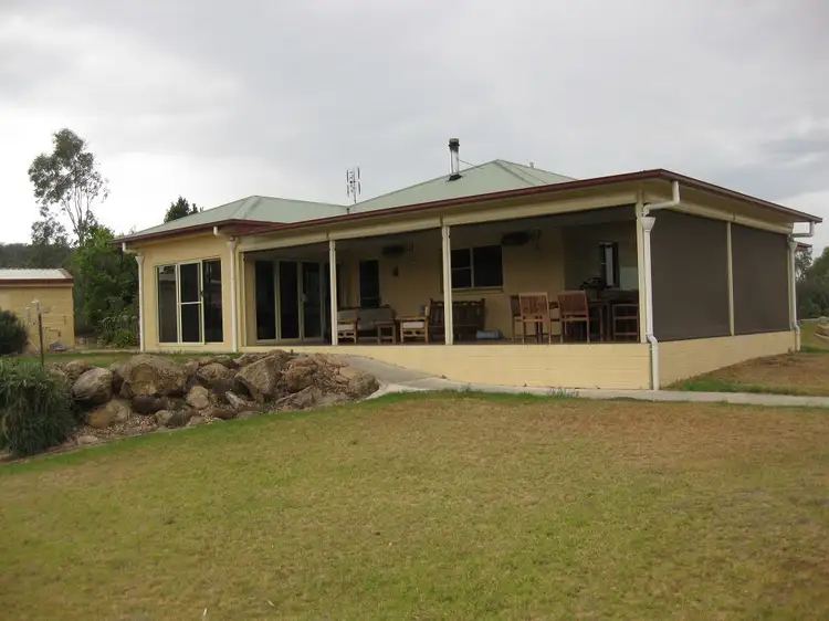 104 St Judes Road, Ballandean QLD 4382