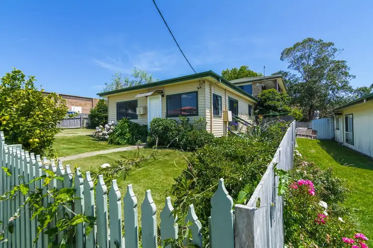 9 Chandos St, Eden NSW 2551