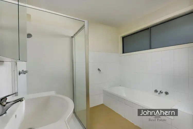 Fifth view of Homely house listing, 2 View St, Kingston QLD 4114