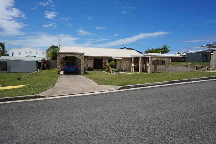 Main view of Homely semi-detached listing, 5 Bombala Cres, Rainbow Beach QLD 4581