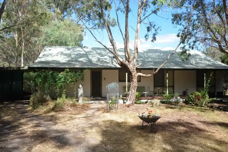 16 Heath St, Halls Gap VIC 3381