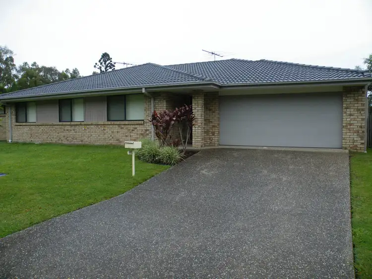 35 Matthews Cres, Pimpama QLD 4209