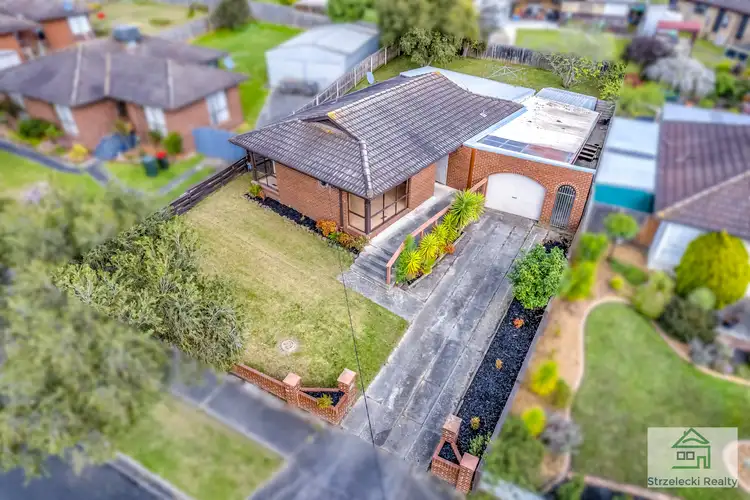 Second view of Homely house listing, 7 Mimosa Cres, Churchill VIC 3842