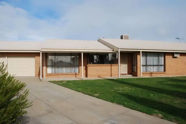 8 Hawking Ct, Mooroopna VIC 3629