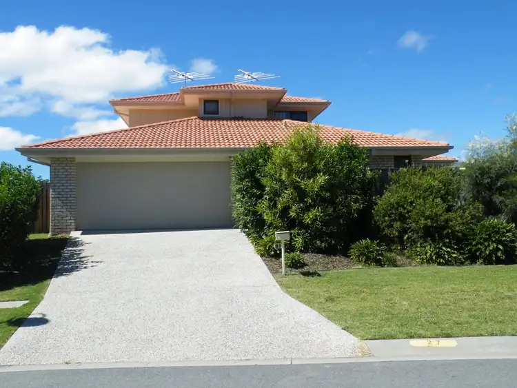27 Matthews Cres, Pimpama QLD 4209