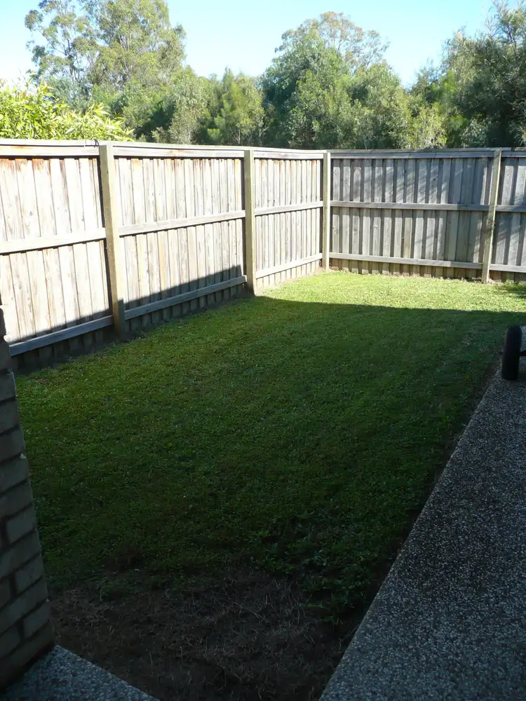 Sixth view of Homely semi-detached listing, 27 Matthews Cres, Pimpama QLD 4209