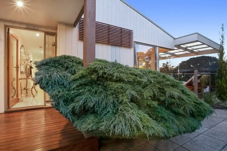 Second view of Homely house listing, 10 Timaru Cl, Sorrento VIC 3943