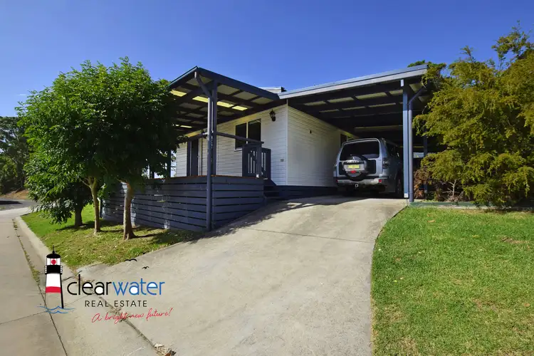 4 Golf Road, Ocean Lake Park, Wallaga Lake NSW 2546