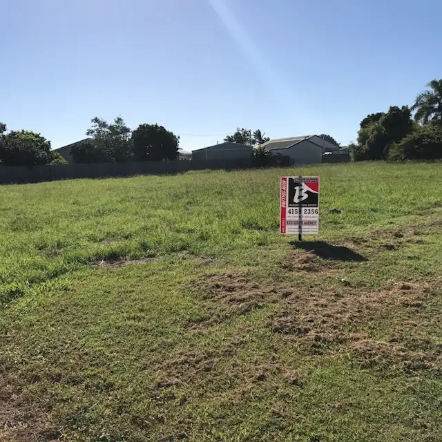 5 Dickinson St, Burnett Heads QLD 4670