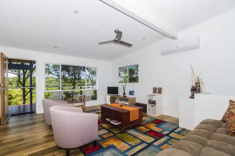 Seventh view of Homely house listing, 2 Waterside Dr, Macleay Island QLD 4184