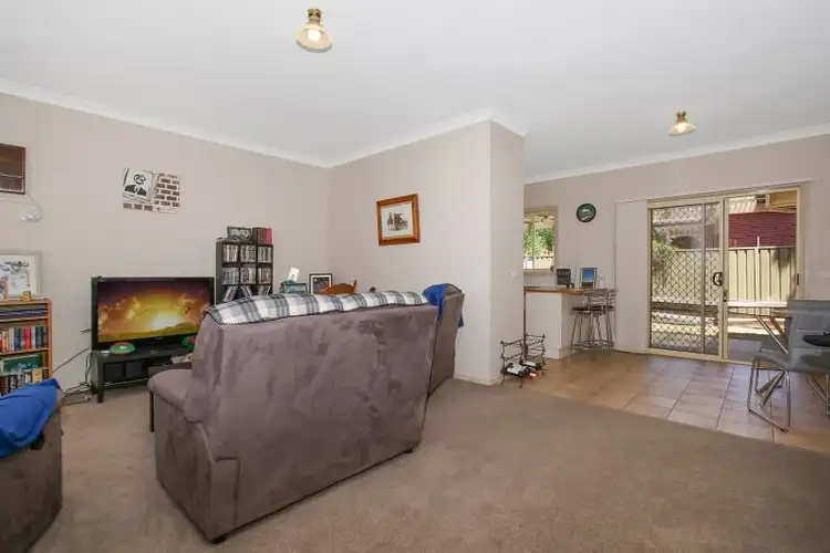 Third view of Homely townhouse listing, 4/1007 Pemberton St, West Albury NSW 2640