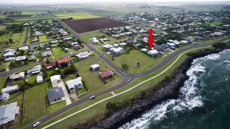 117 Sea Esp, Burnett Heads QLD 4670