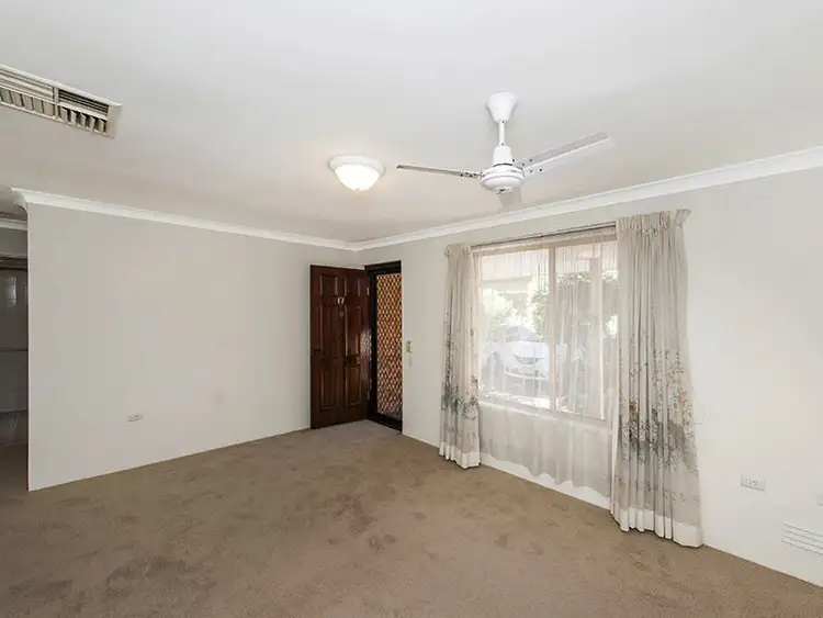 Fourth view of Homely villa listing, 17/186 Twickenham Dr, Kingsley WA 6026