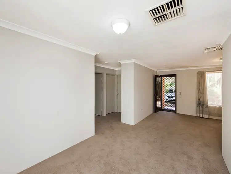 Fifth view of Homely villa listing, 17/186 Twickenham Dr, Kingsley WA 6026