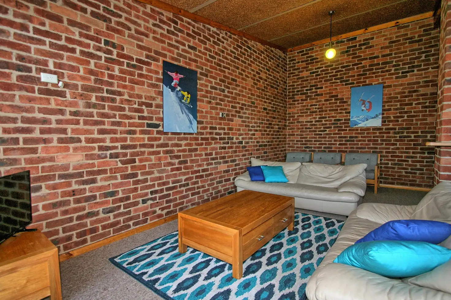 Main view of Homely unit listing, 2/34 Clyde St, Jindabyne NSW 2627