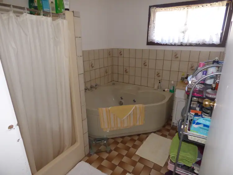 Seventh view of Homely house listing, 11 Bubb St, Moe VIC 3825