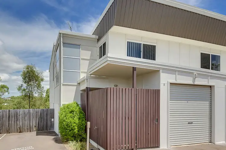 5/9 Cockatoo Dr, New Auckland QLD 4680