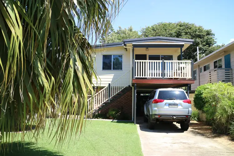 37 Gertrude St, Redcliffe QLD 4020
