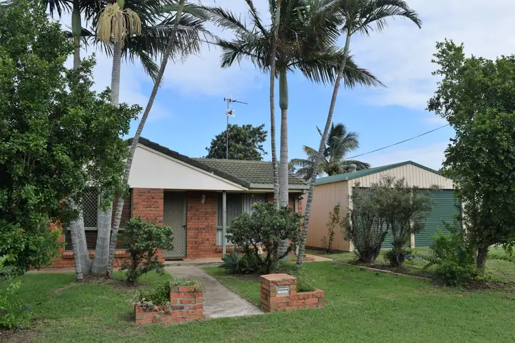 16 Marine Tce, Burnett Heads QLD 4670