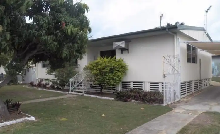 14 Golding St, Barney Point QLD 4680