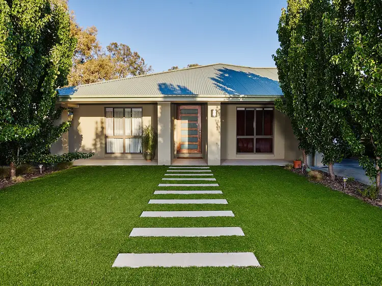 000 Cowan, Benalla VIC 3672