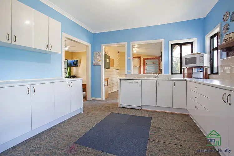 Sixth view of Homely house listing, 572 Whitelaws Track, Yinnar South VIC 3869