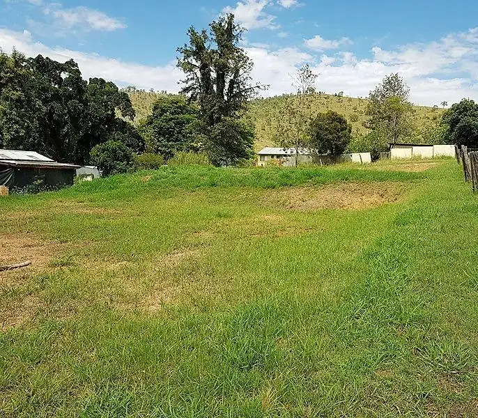 37 David St, Linville QLD 4314