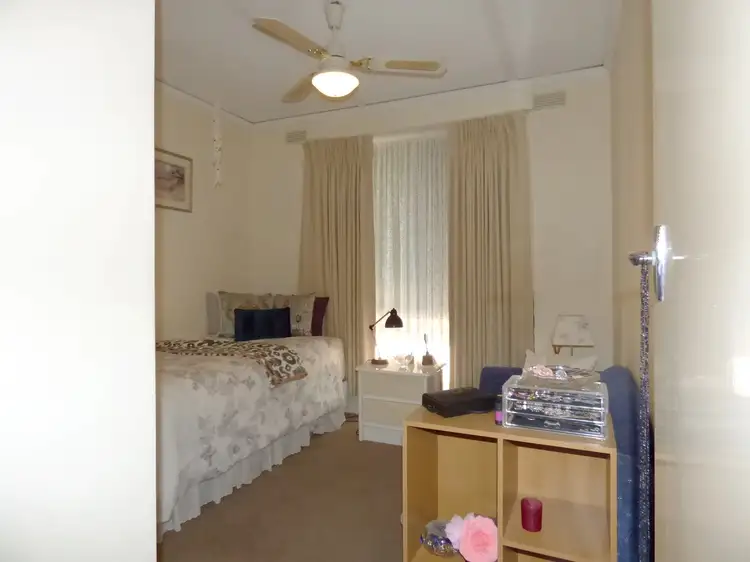 Fourth view of Homely unit listing, 2/31 Walker St, Benalla VIC 3672
