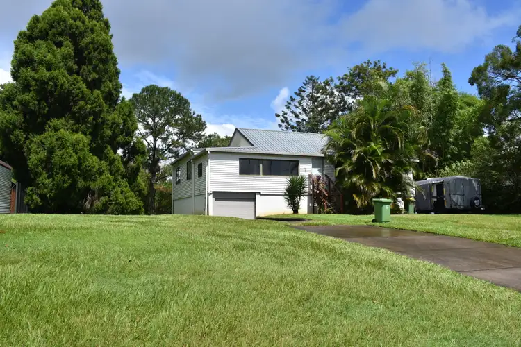 36 Paget St, Mooloolah Valley QLD 4553