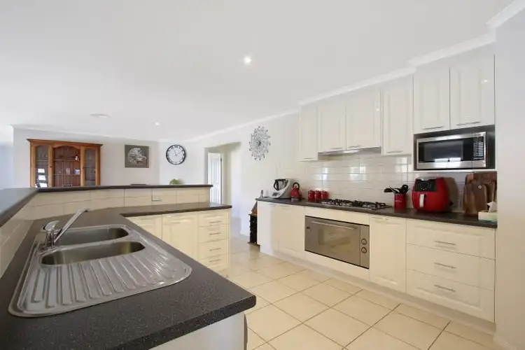 Sixth view of Homely house listing, 5-7 Jacaranda Ave, Rutherglen VIC 3685