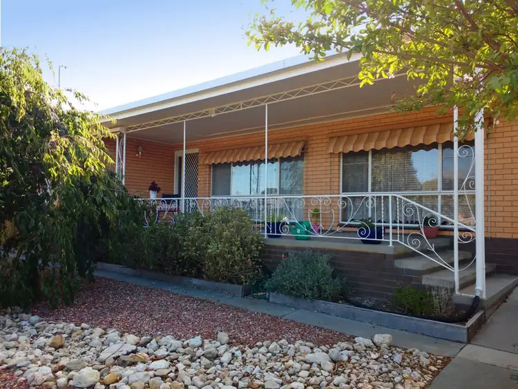 Main view of Homely house listing, 17 Benjamin St, Kangaroo Flat VIC 3555