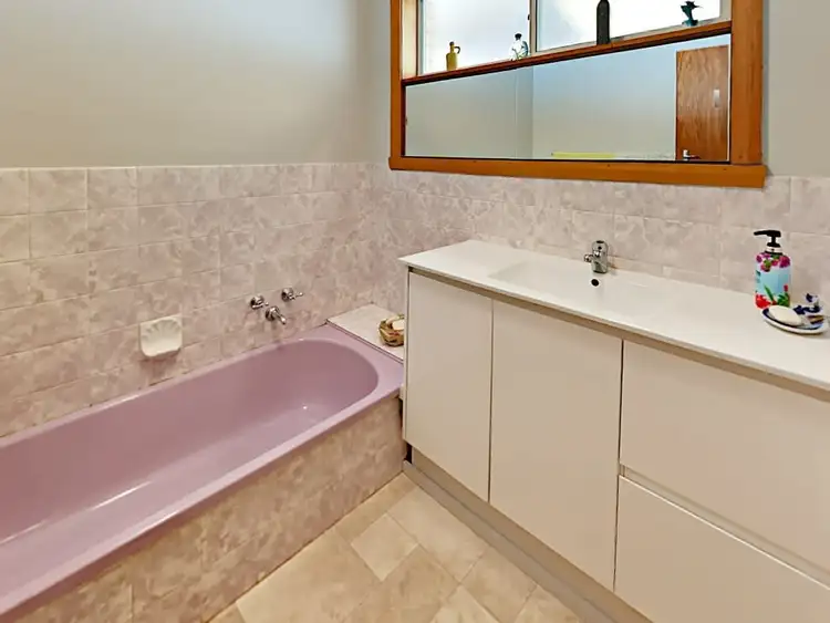Sixth view of Homely house listing, 17 Benjamin St, Kangaroo Flat VIC 3555