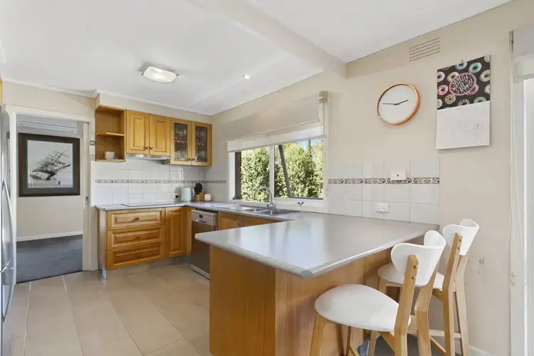Fifth view of Homely house listing, 4 Dove Ct, Traralgon VIC 3844