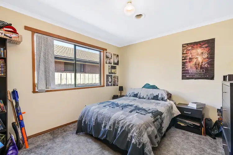 Seventh view of Homely house listing, 6 Sue Place, Carrum Downs VIC 3201