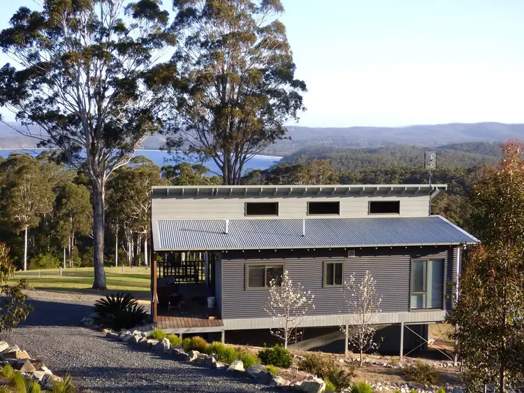 16 Allira Lane, Eden NSW 2551