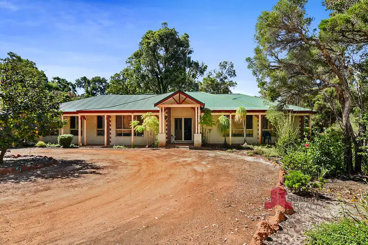 Second view of Homely house listing, 8 Seabreeze Cl, Leschenault WA 6233