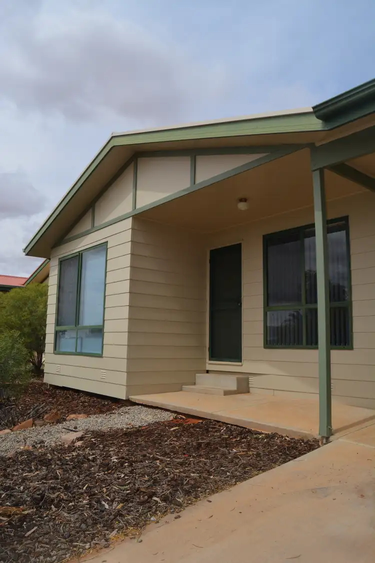 Main view of Homely unit listing, 42a Tiliqua Crescent St, Roxby Downs SA 5725