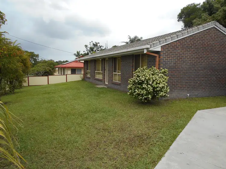 16 George St, Woodford QLD 4514