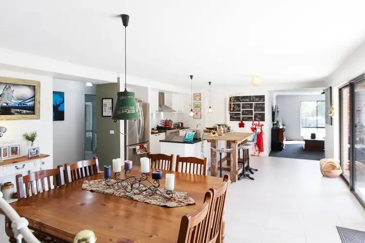 Sixth view of Homely house listing, 14 Wright Court, Rosedale VIC 3847