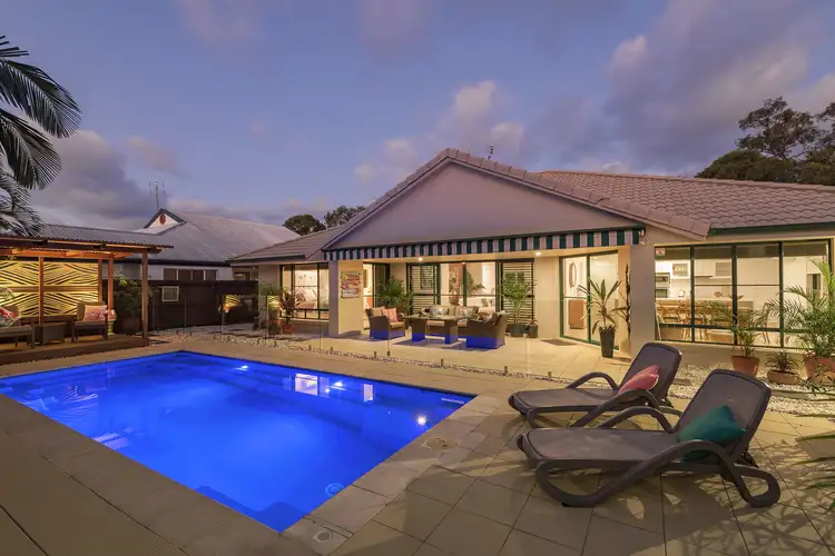21 Baker-finch Pl, Twin Waters QLD 4564