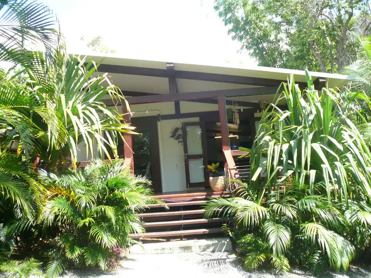 41 Brighton Rd, Macleay Island QLD 4184