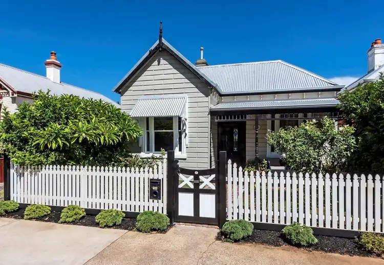 7 Turton Street, Guildford WA 6055