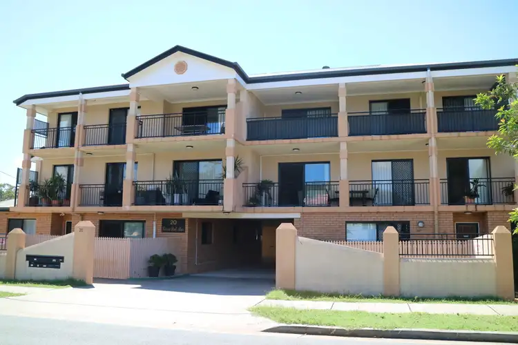 10/18 Wyllie St, Redcliffe QLD 4020
