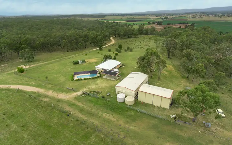 214 Watts Rd, Loch Lomond QLD 4370
