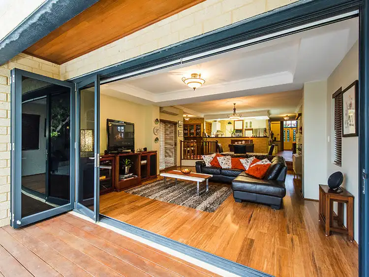 Seventh view of Homely house listing, 10 Armstrong St, Halls Head WA 6210