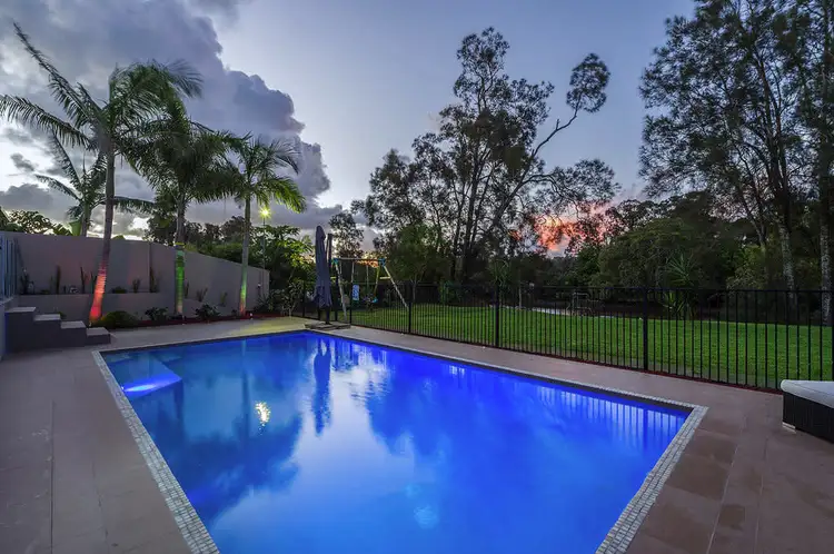 27 The Peninsula, Helensvale QLD 4212
