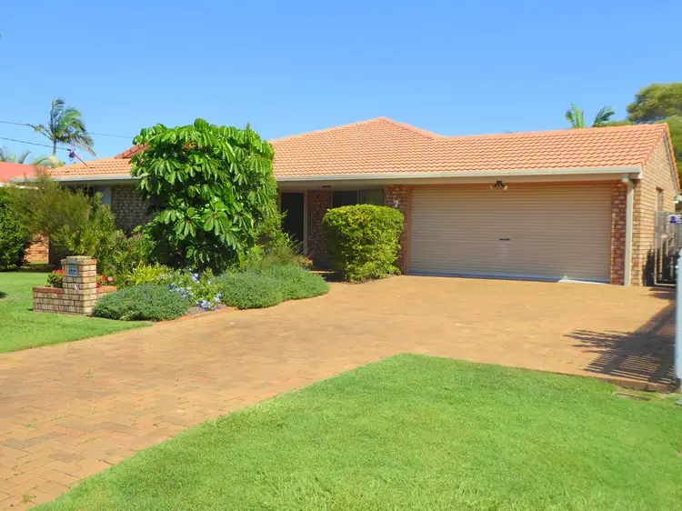 7 Benson St, Scarborough QLD 4020
