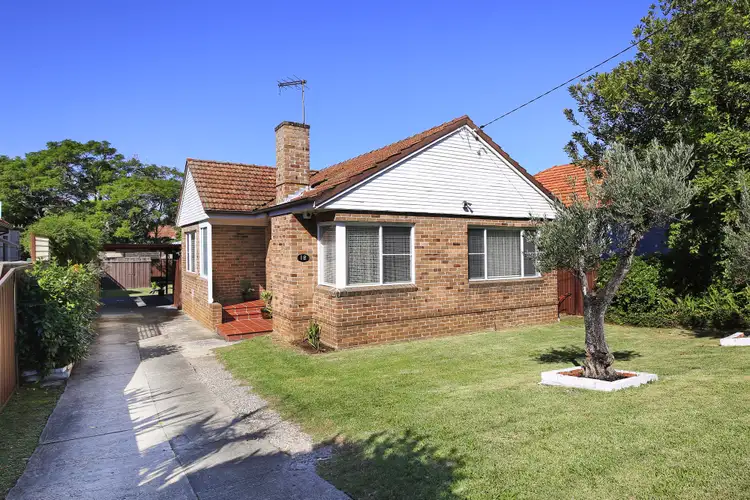 18 Rees Ave, Belmore NSW 2192